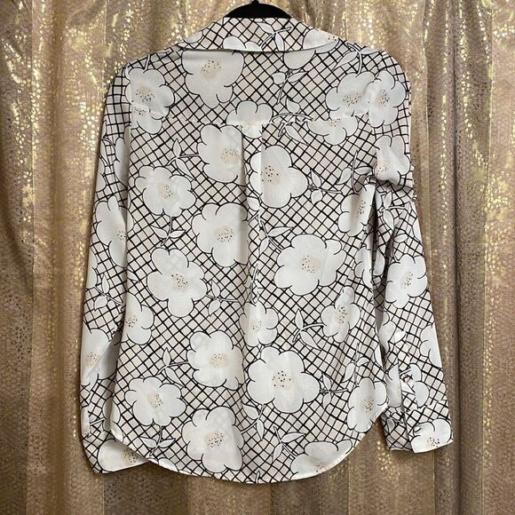 Express white/black/ivory floral print portifino button down blouse, XS slim - Picture 5 of 6